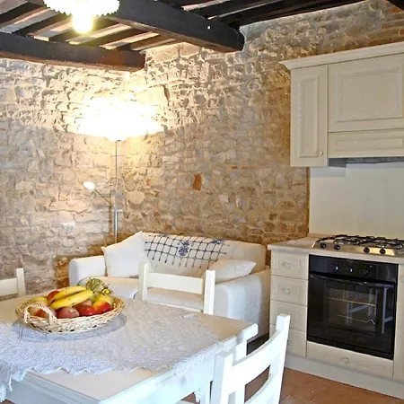 Holiday home Holiday Vocabolo Castello Izzalini